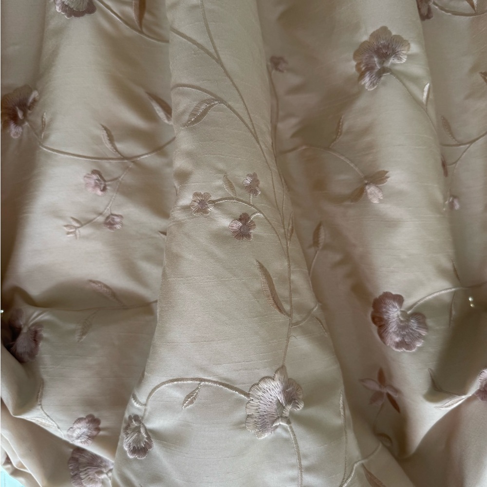 Custom made valance